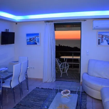 Thetis With Private Pool Where The Sunsets Fade Away וילה Áyios Nikítas