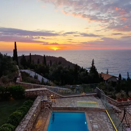Thetis With Private Pool Where The Sunsets Fade Away וילה Áyios Nikítas
