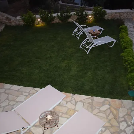 Thetis With Private Pool Where The Sunsets Fade Away וילה *