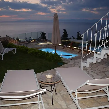 Thetis With Private Pool Where The Sunsets Fade Away Áyios Nikítas