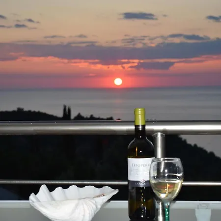 Thetis With Private Pool Where The Sunsets Fade Away Agios Nikitas