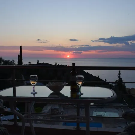 Villa Thetis With Private Pool Where The Sunsets Fade Away Agios Nikitas